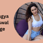 pragya jaiswal age